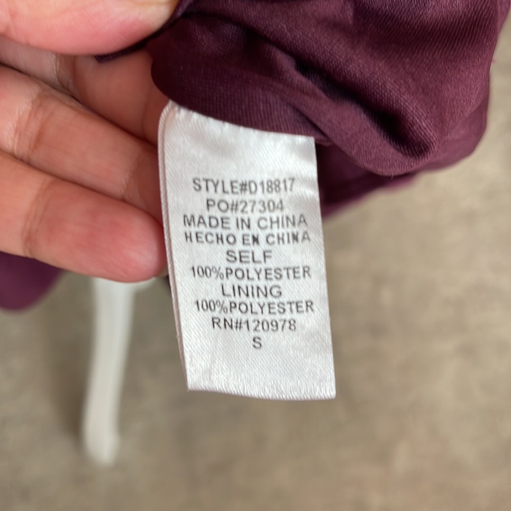 Entro -Plum V-Neck Tier Midi - Picture 7 of 7